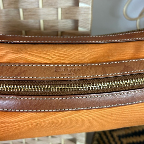 Kate Spade Y2K Vintage Kelly Orange Barrel Shoulder Bag - Picture 3 of 12